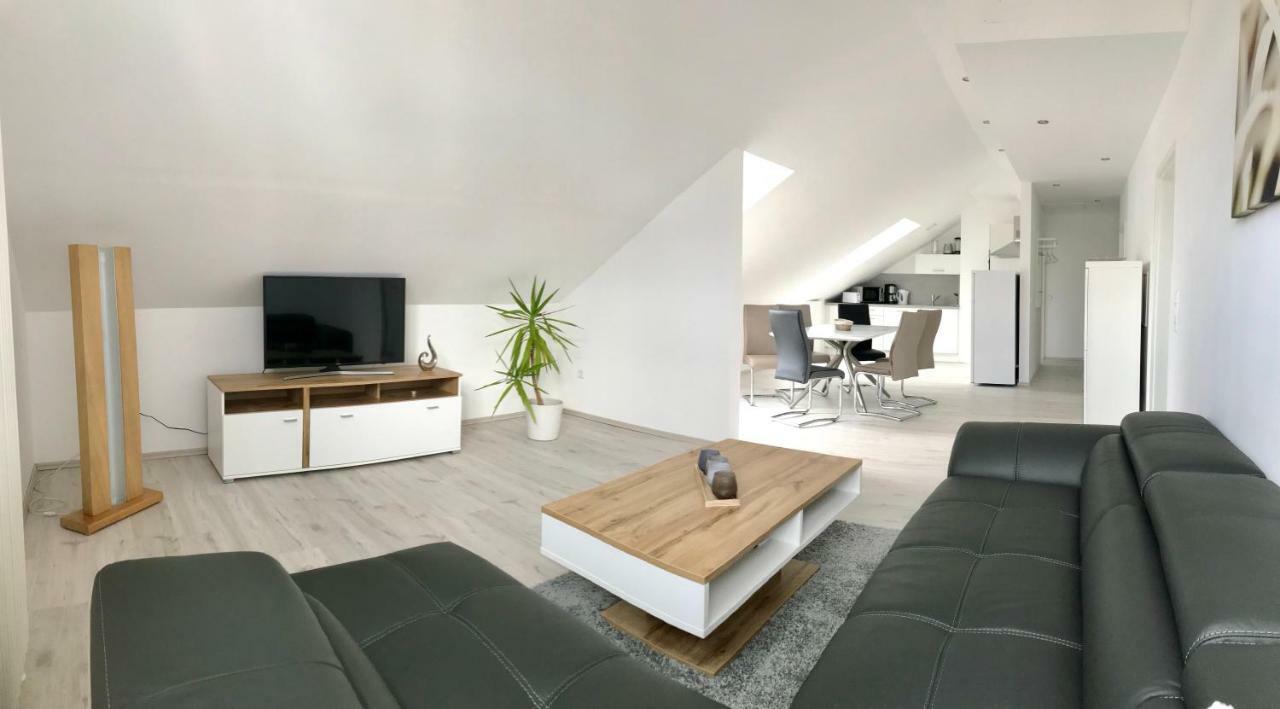 Апартаменты Haus Mozartstrasse Mutlangen Экстерьер фото